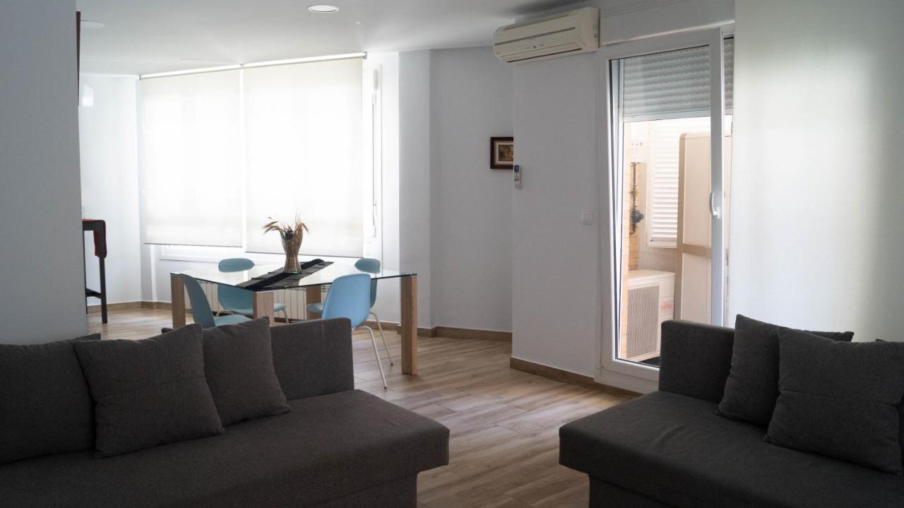 Zaragoza Y Sus 2 Catedrales Apartment Exterior photo